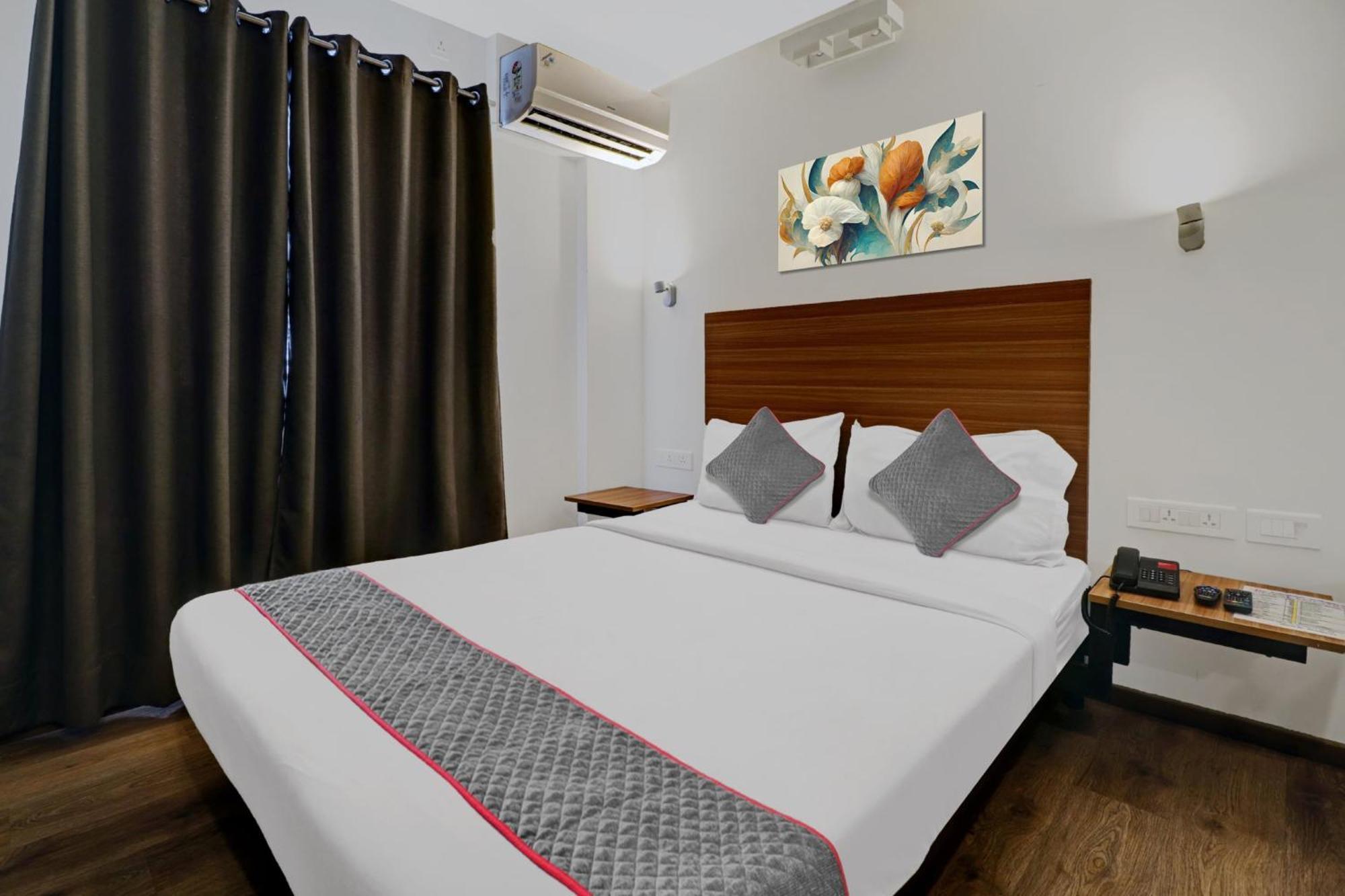 Hotel O Royal Encore Bangalore Exterior photo
